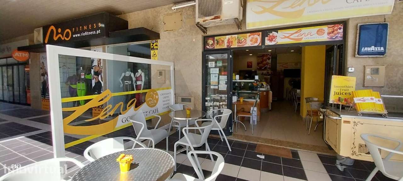 Loja para Venda - Praia da Rocha! 1ª Linha Av. Tomás Cabreira - Grande imagem: 3/30