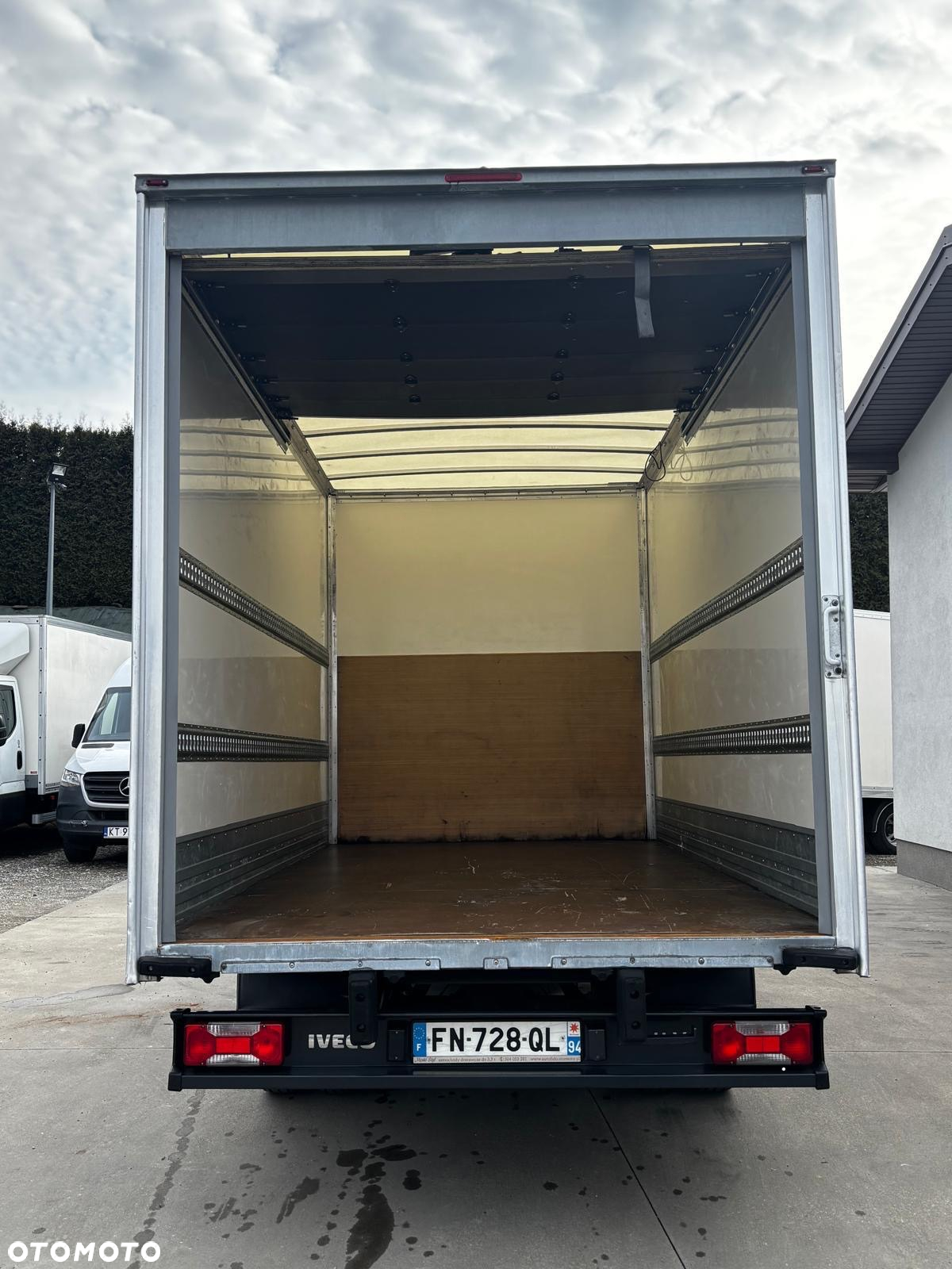 Iveco Daily 35C14 Kontener 8 Palet - 5