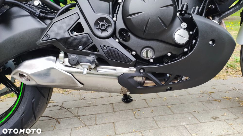 Kawasaki Versys 650 - 21