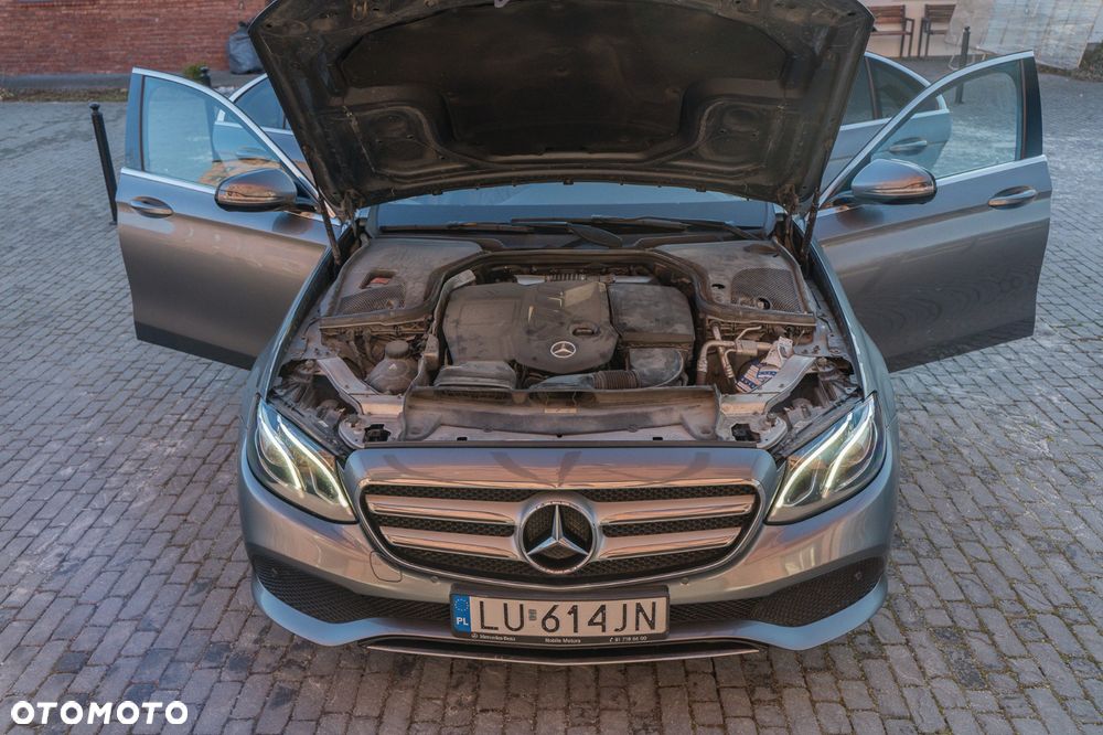 Mercedes-Benz Klasa E 220 d 4-Matic Business Edition 9G-TRONIC - 7