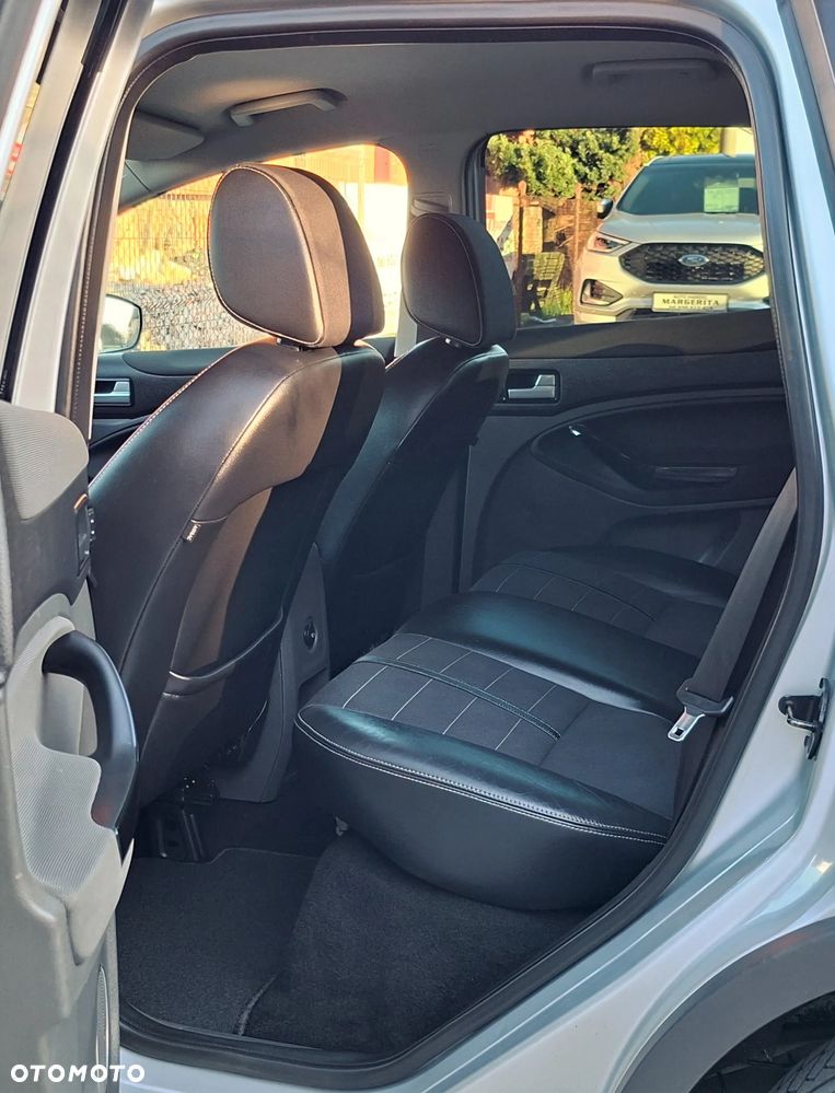 Ford Kuga 2.0 TDCi 4x4 Titanium - 20