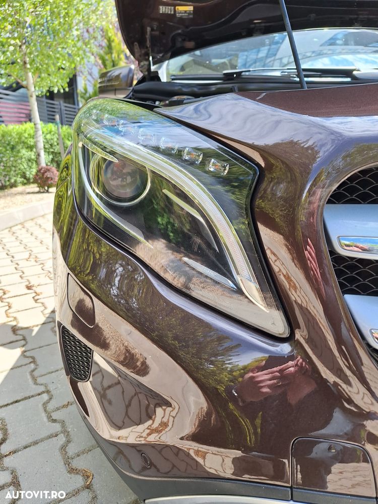 Mercedes-Benz GLA 220 CDI 4MATIC 7G-DCT - 3