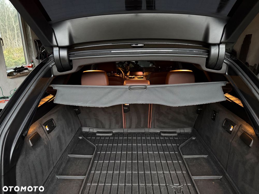 BMW Seria 5 520d Luxury Line - 8
