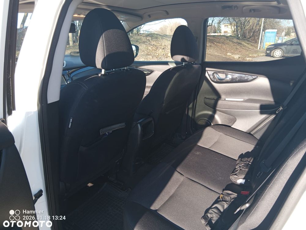 Nissan Qashqai 1.6 DIG-T N-Connecta - 11