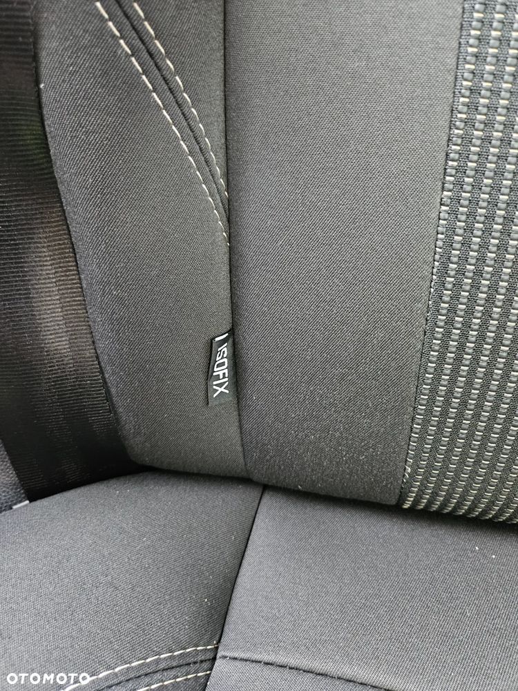 Ford Fiesta 1.0 EcoBoost S&S TITANIUM - 17