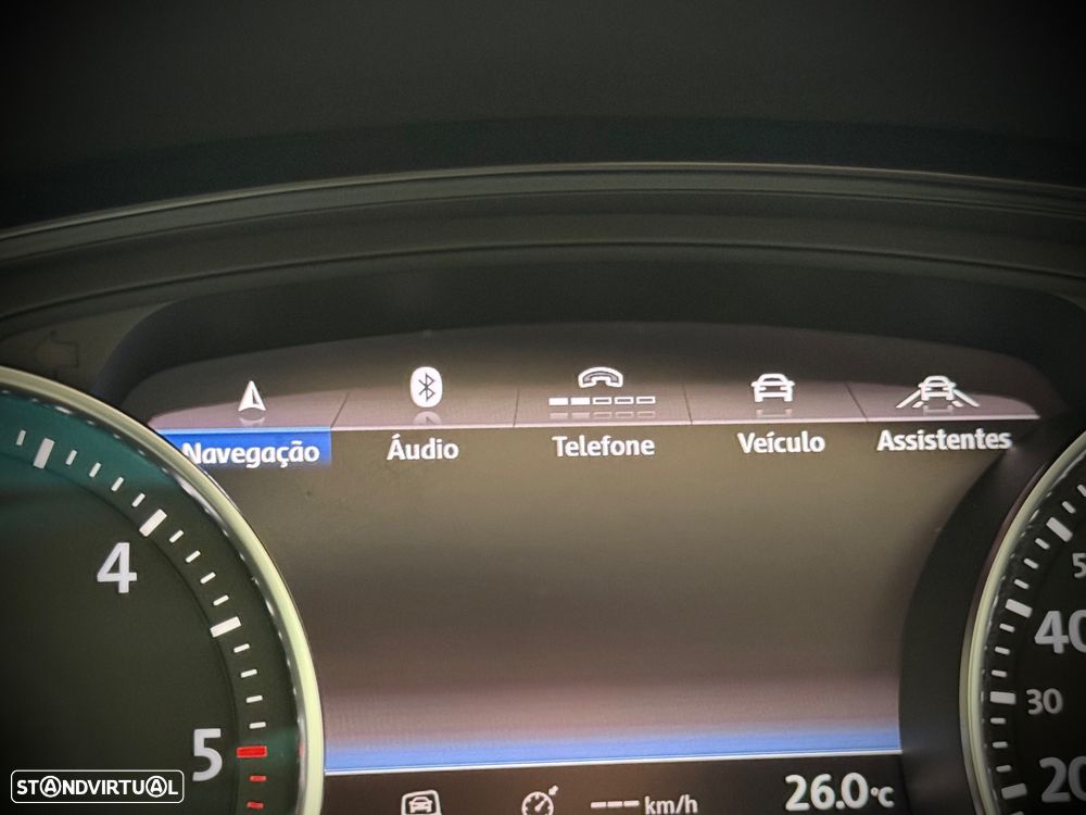 VW Touareg 3.0 TDI V6 Top Tiptronic - 32