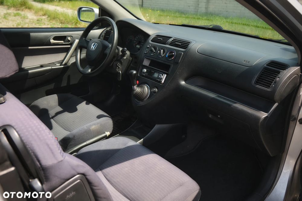 Honda Civic 1.4i S - 12
