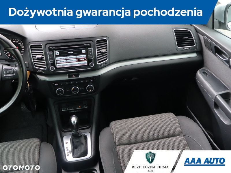 Volkswagen Sharan - 9