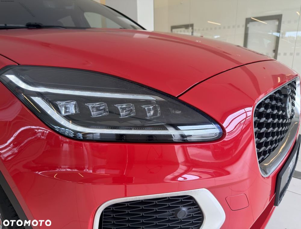 Jaguar E-Pace - 11