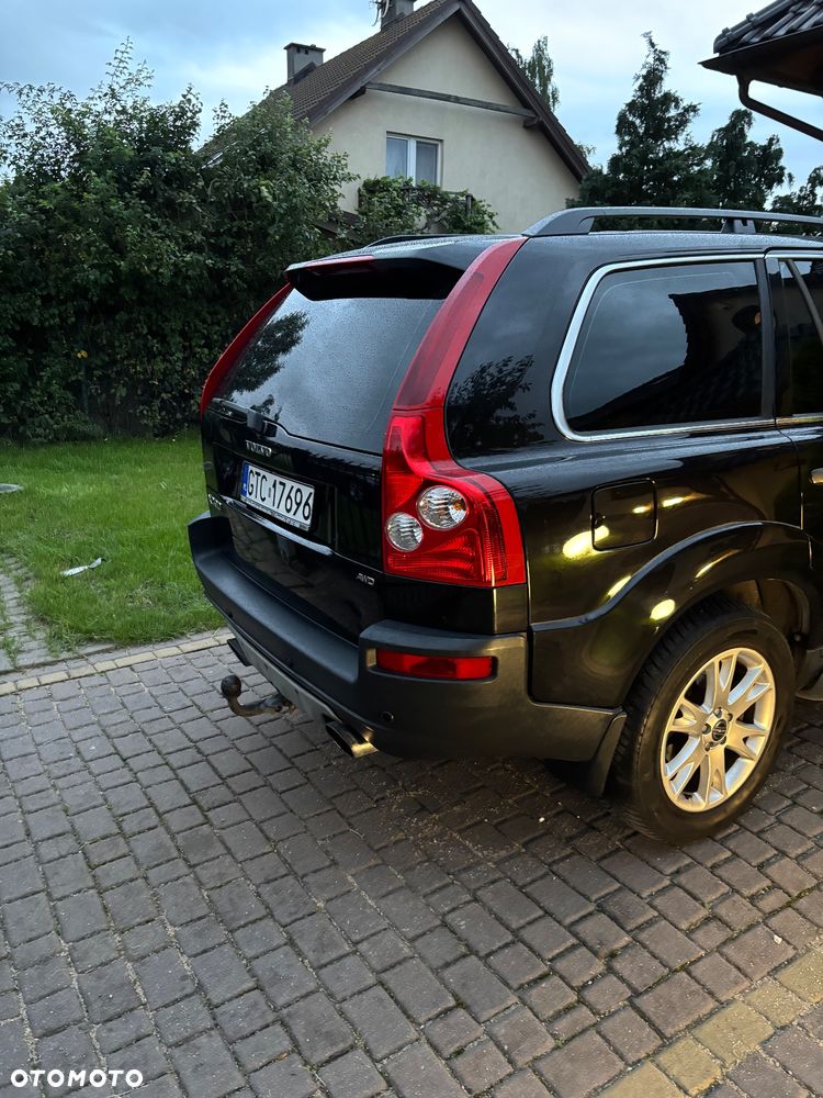 Volvo XC 90 D5 AWD Momentum - 4