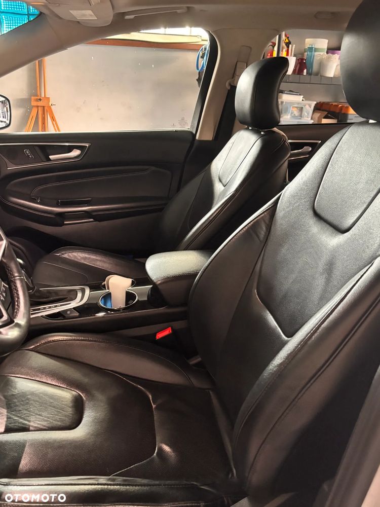 Ford Edge - 4