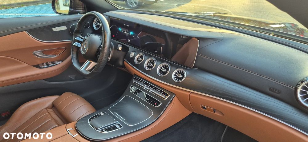 Mercedes-Benz Klasa E Coupe [C 238] 16 - 16