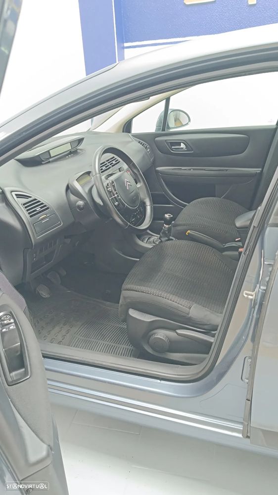 Citroën C4 1.4 16V SX - 7