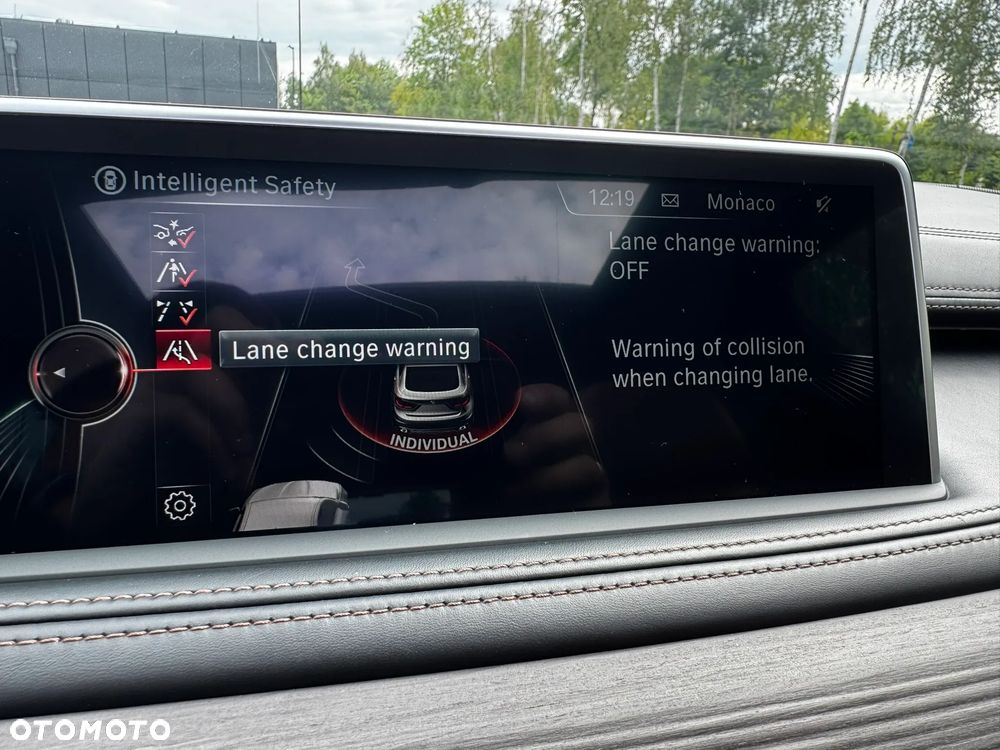 BMW X6 xDrive50i - 30