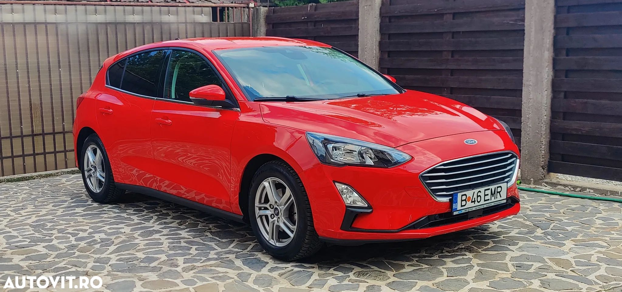 Ford Focus 1.0 EcoBoost Trend Edition - 1