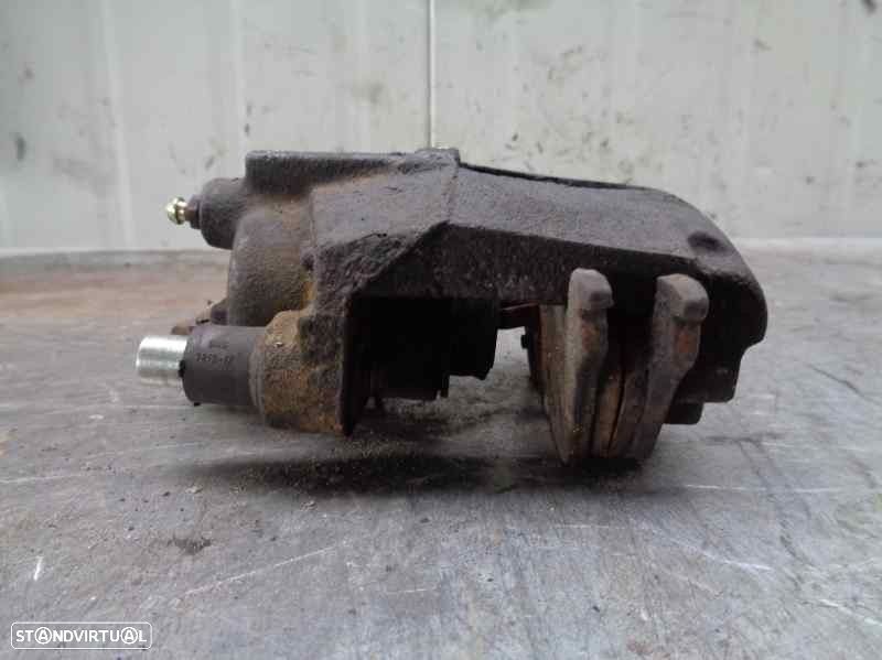 PINÇA TRAVÃO TRASEIRA ESQUERDA CHRYSLER VOYAGER IV 2004 - - 3