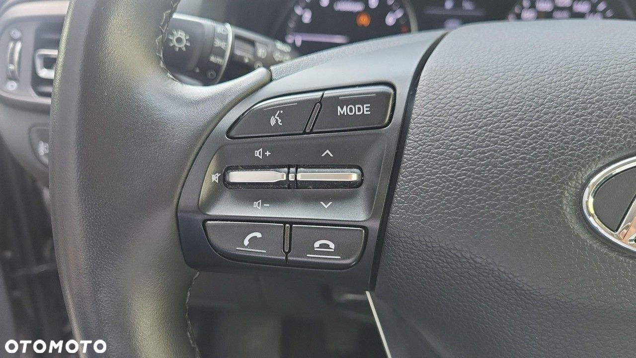 Hyundai i30 - 25
