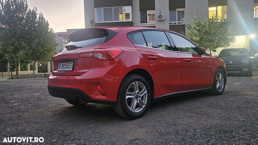 Ford Focus 1.0 EcoBoost MHEV Titanium - 6