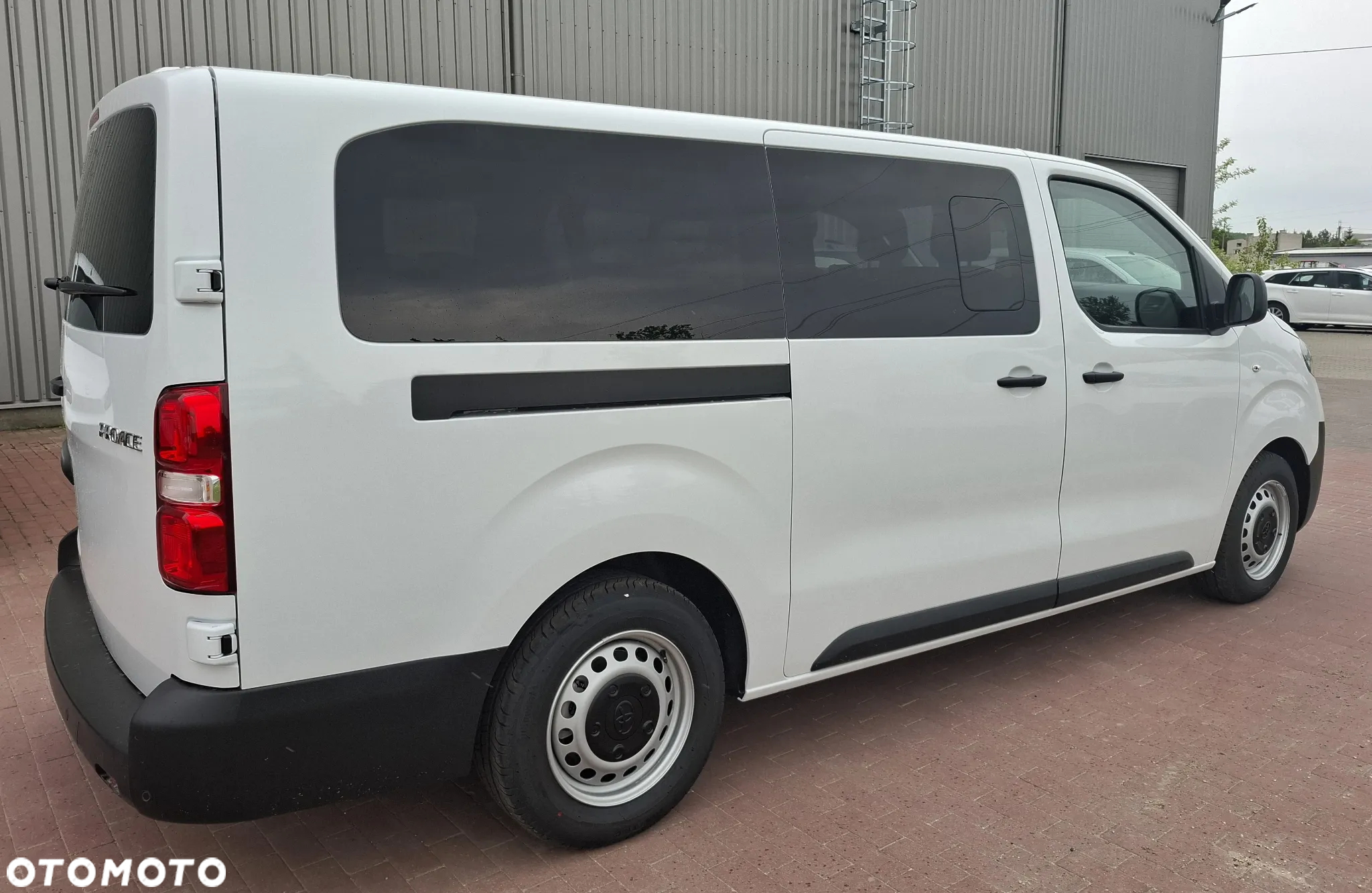 Toyota Proace Verso 2.0 D4-D Long Combi - 9