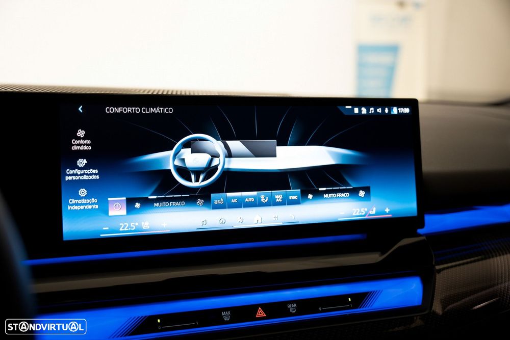 BMW 530 e Pack Desportivo M Pro - 13