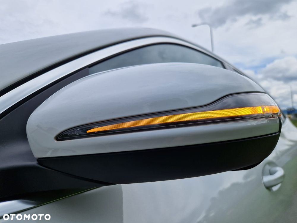 Mercedes-Benz EQA 250+ - 35