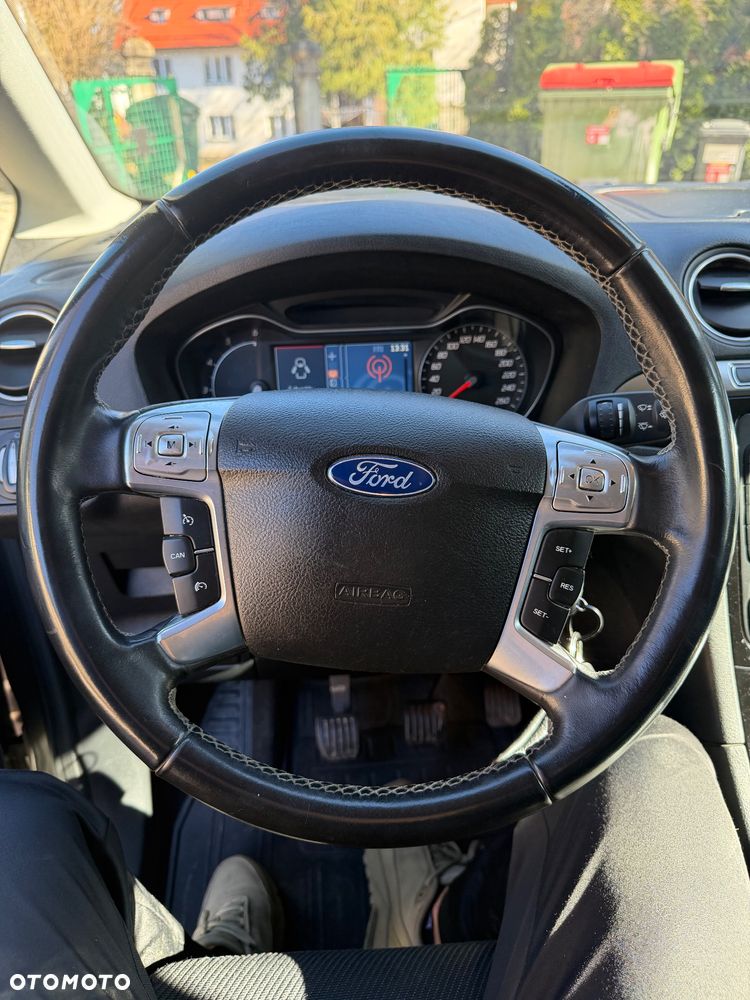 Ford Galaxy 2.0 TDCi Titanium - 16