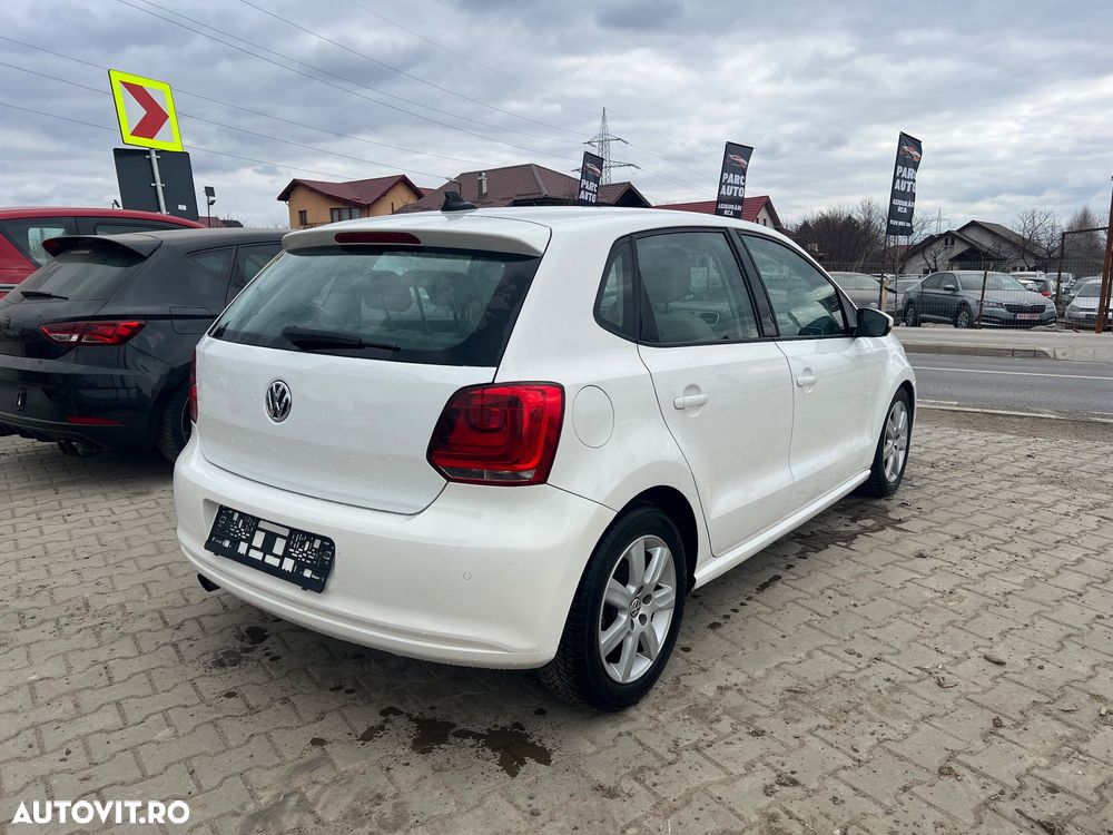 Volkswagen Polo 1.6 TDI DSG Highline - 4