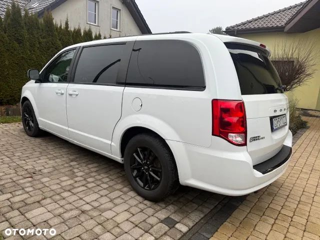 Dodge Grand Caravan 3.6 R/T - 6