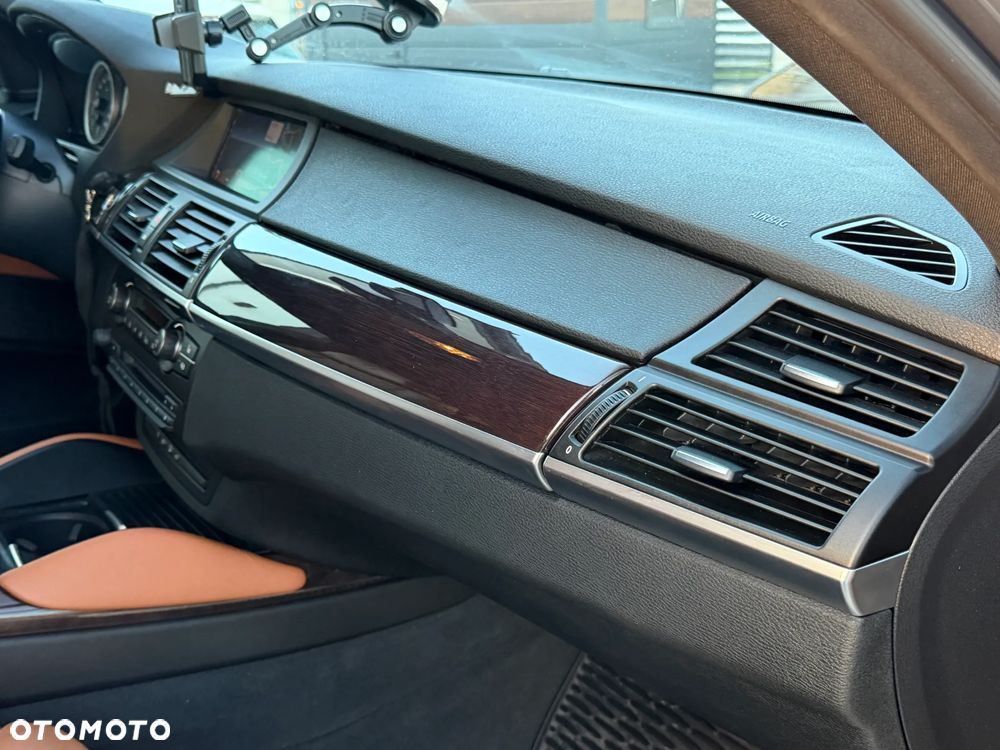 BMW X6 40d xDrive - 29