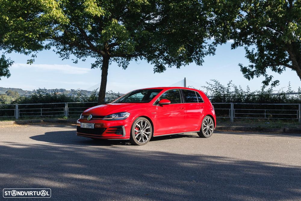 VW Golf 2.0 TSI GTI DSG Performance - 1