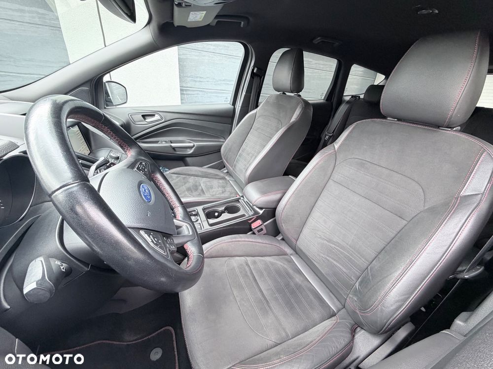 Ford Kuga 2.0 TDCi AWD ST-Line - 8
