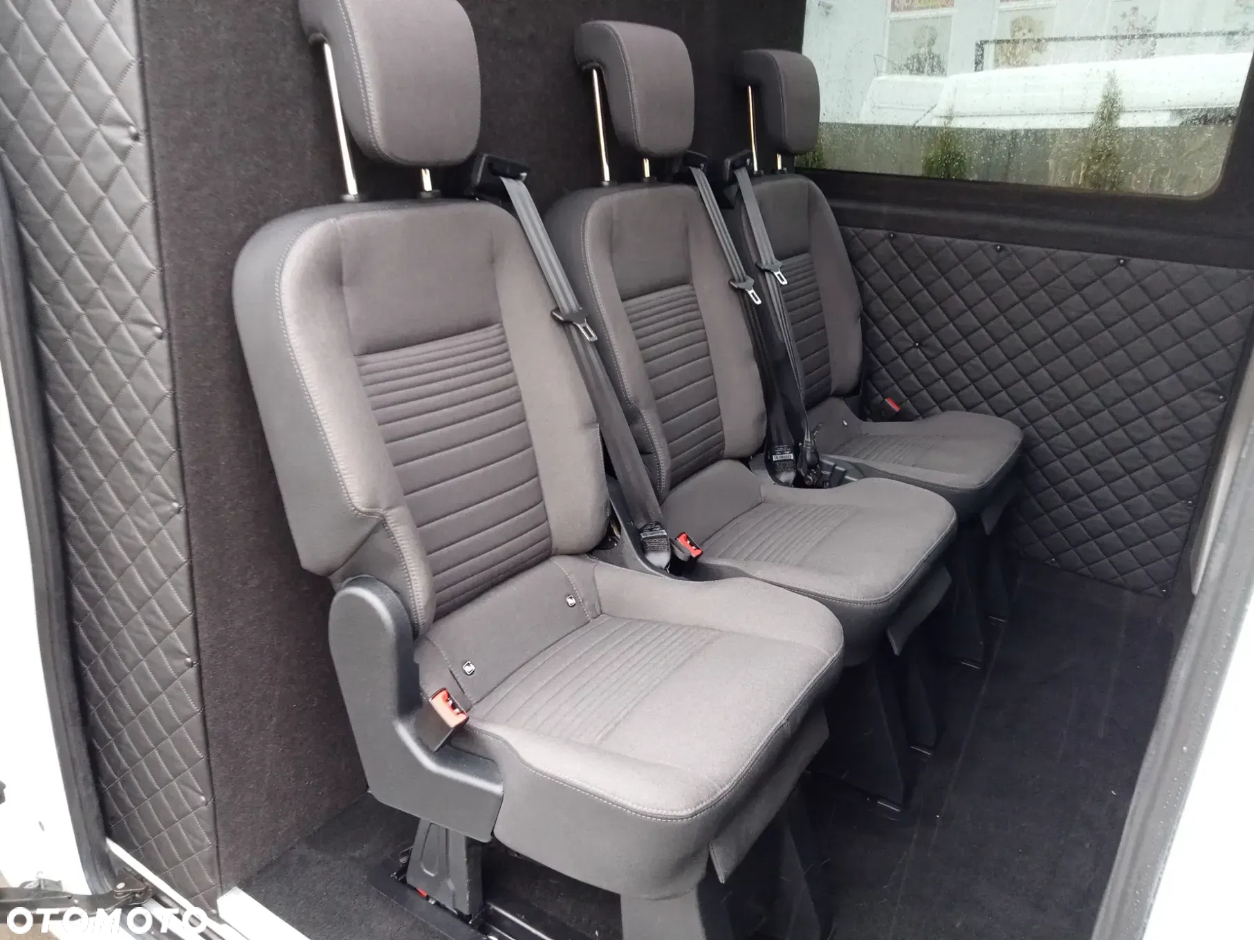 Volkswagen CRAFTER ZABUDOWA BRYGADOWA 6 7 9 OSÓB - 9