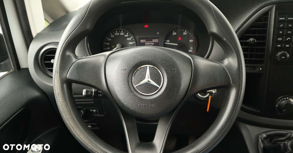 Mercedes-Benz Vito - 20