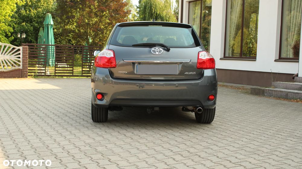 Toyota Auris 1.6 Executive - 6