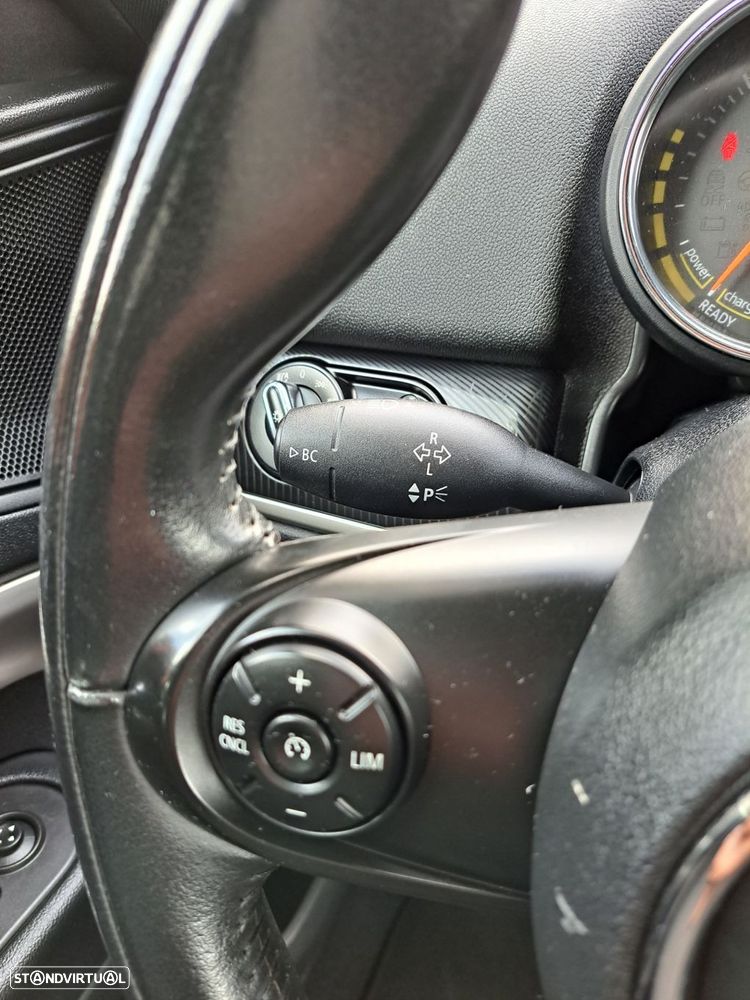 MINI Countryman Cooper SE ALL4 Auto - 9