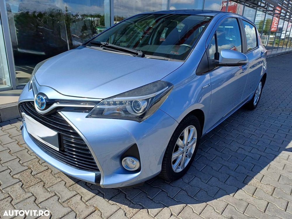 Toyota Yaris 1.5 VVT-i HSD Luna - 3
