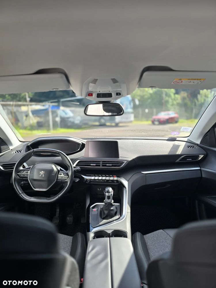 Peugeot 3008 1.2 PureTech Access S&S - 11