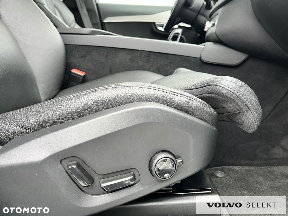 Volvo XC 90 - 34