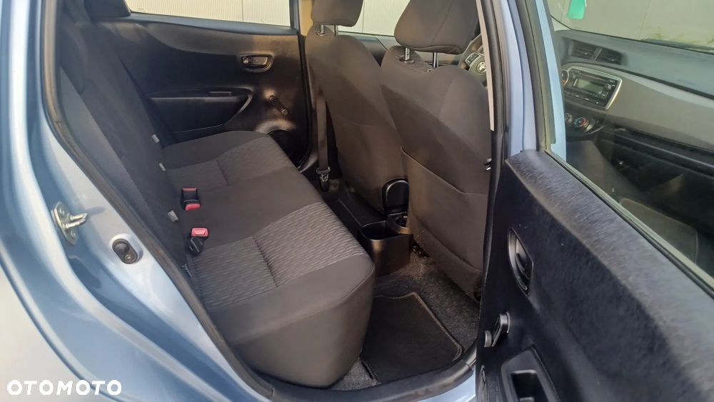 Toyota Yaris 1.0 VVT-i - 15
