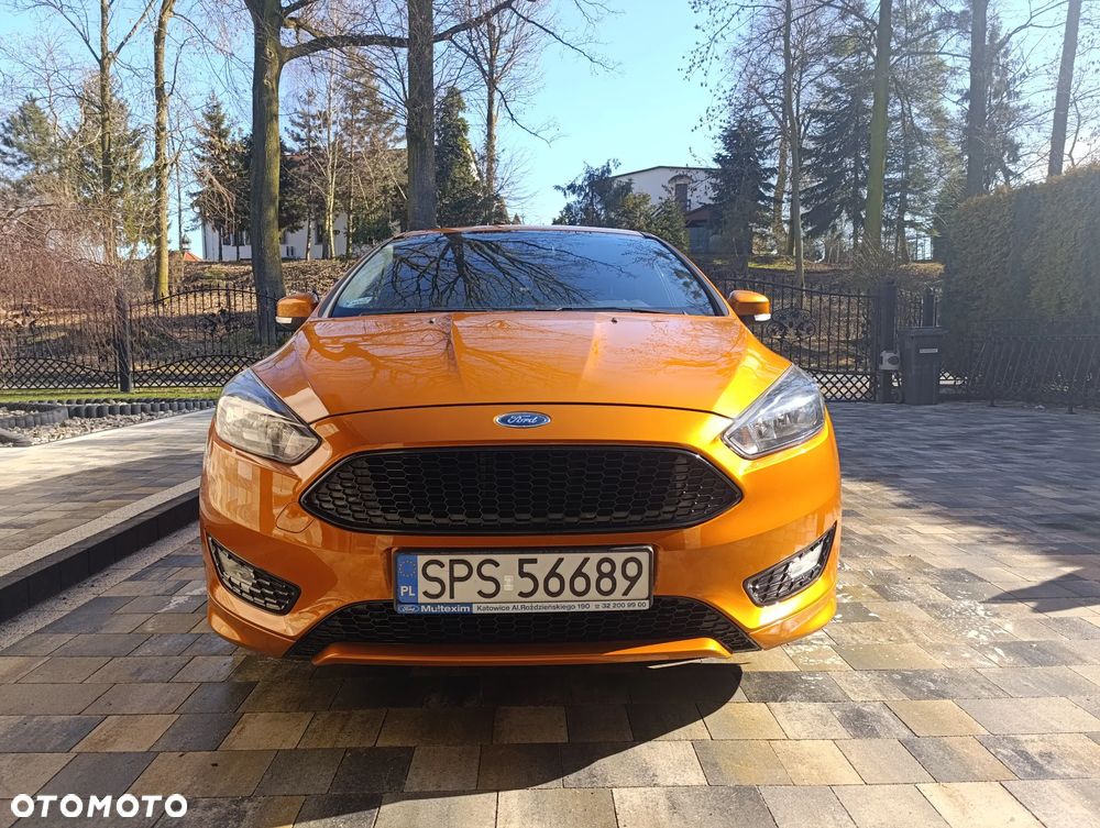 Ford Focus 1.5 EcoBoost ST-Line - 1