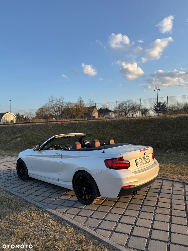 BMW Seria 2 220i - 6