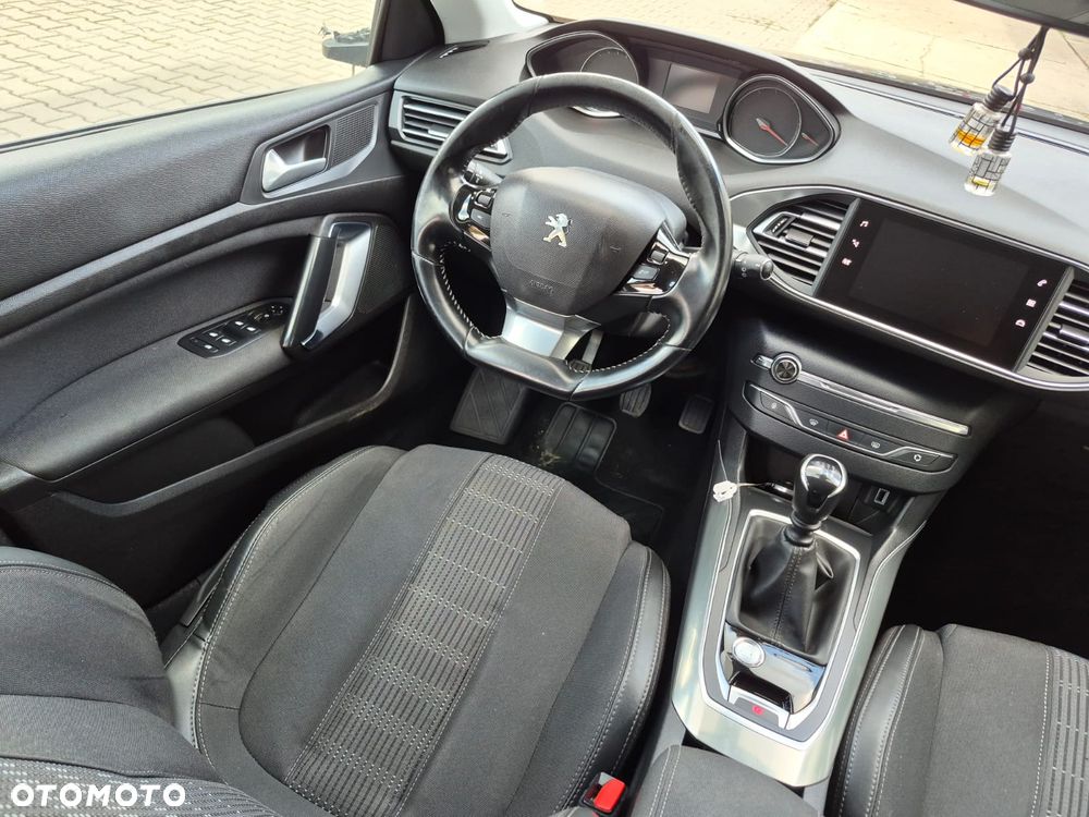 Peugeot 308 BlueHDi 130 Stop & Start GT Pack - 10