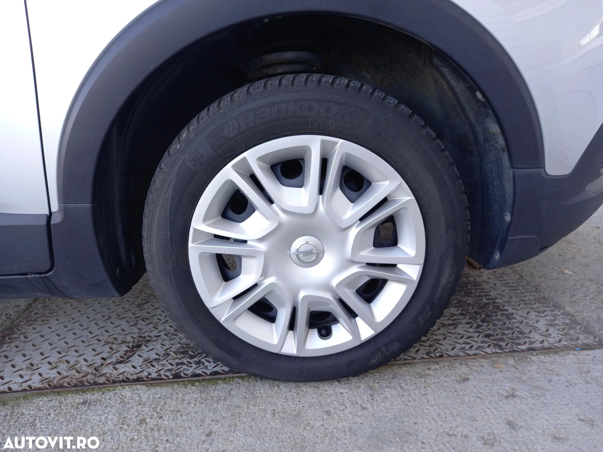 Opel Crossland - 18