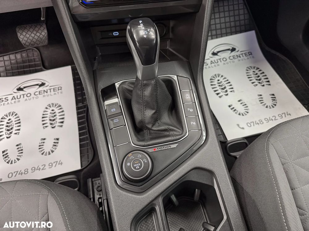 Volkswagen Tiguan 2.0 TDI SCR 4MOTION DSG Life - 33