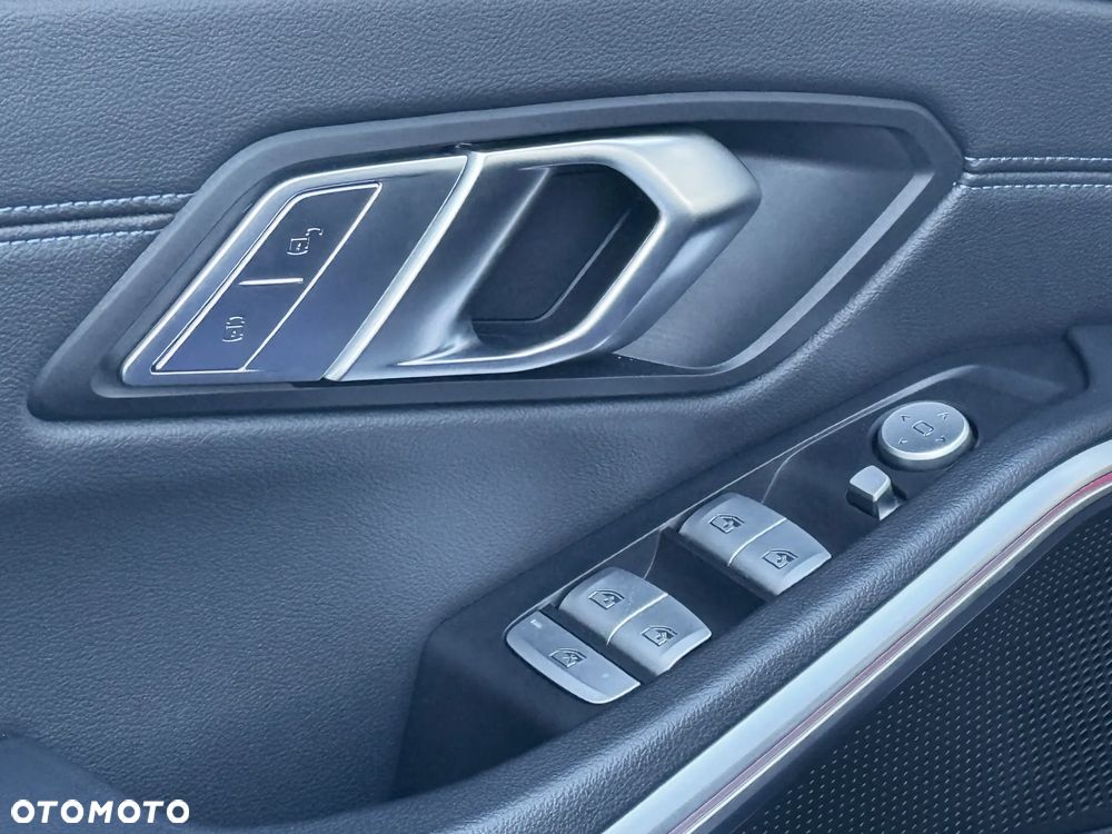 BMW Seria 3 320i GPF M Sport - 20