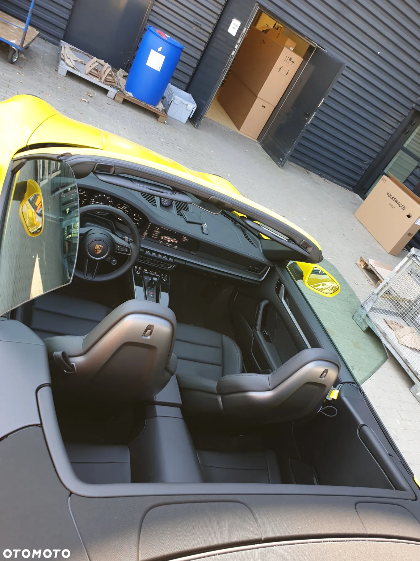 Porsche 911 Carrera 4 Cabrio - 5