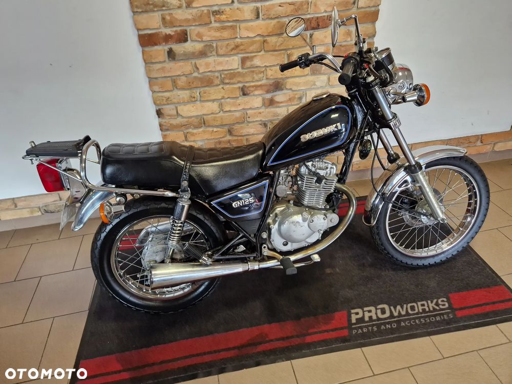 Suzuki GN - 4