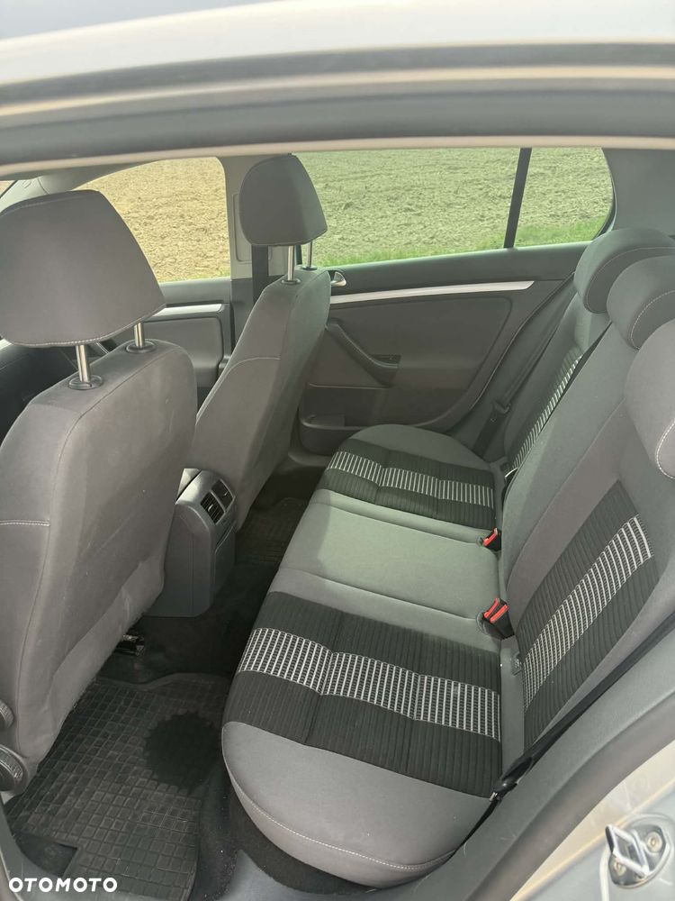 Volkswagen Golf 1.6 United - 8