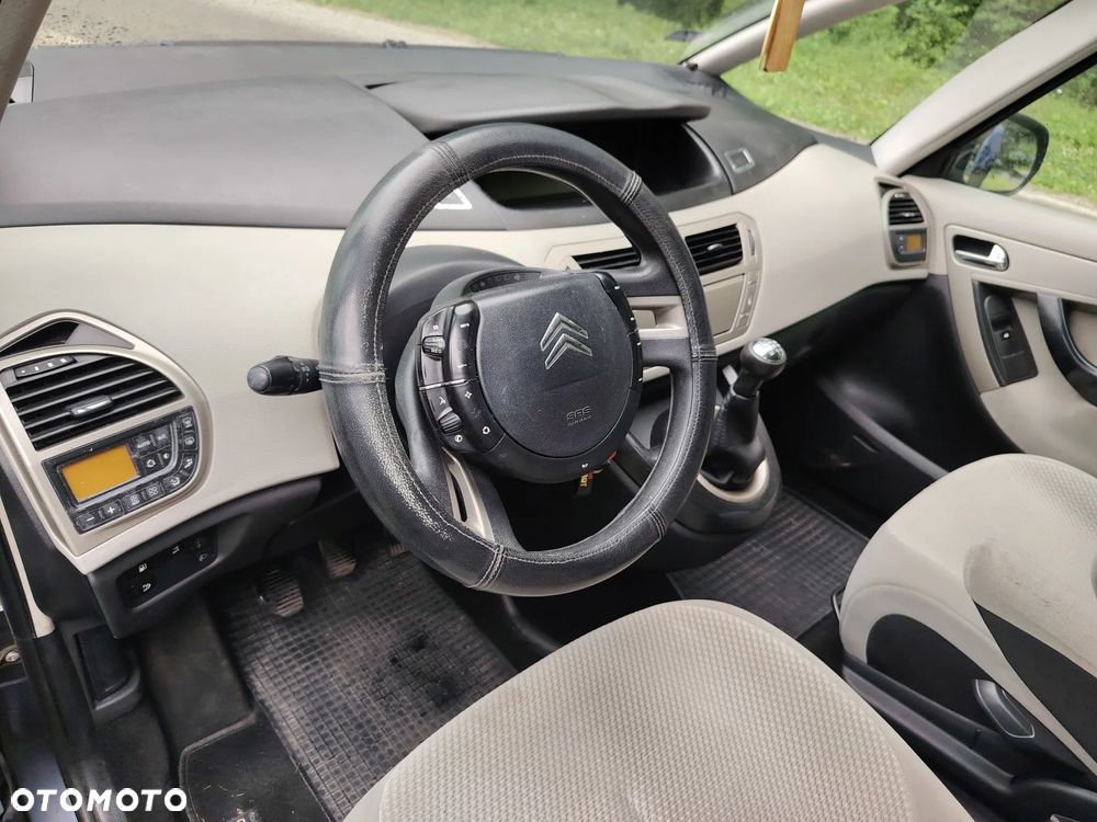 Citroën C4 Picasso - 10