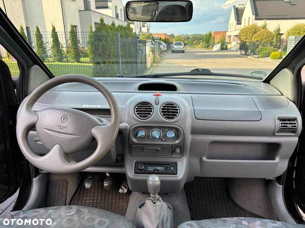 Renault Twingo 1.2 8V Authentique - 10